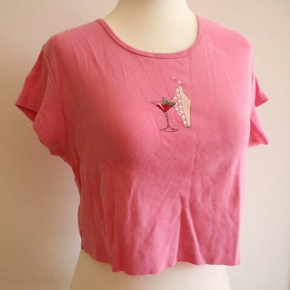 π΄3 for $20π΄ Super Cute Vintage Graphic Crop Top - Picture 3 of 10